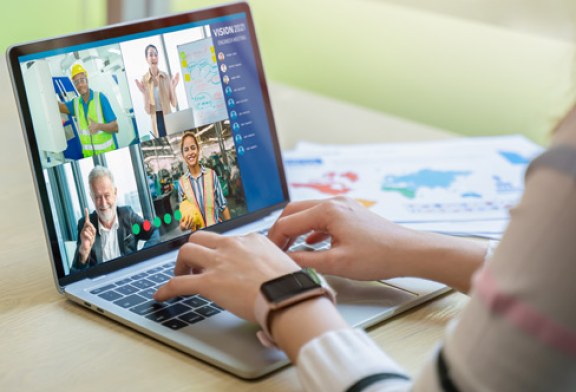Formazione in videoconferenza sincrona: pubblicata la UNI/PdR 149